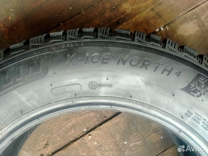 Michelin X-Ice North 4 215/65 R17 103T