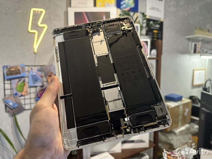 Корпус в сборе iPad Pro 11 (2020) A2068