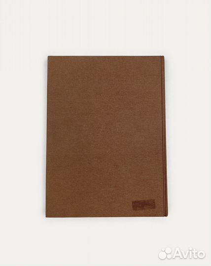 Книга Alexander McQueen: Savage Beauty