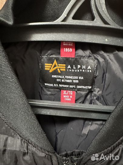 Бомбер alpha industries