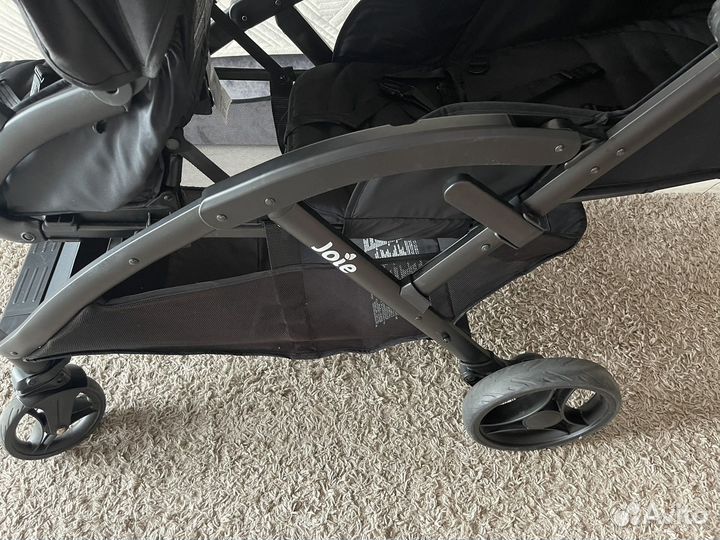 Прогулочная коляска для двойни или погодок