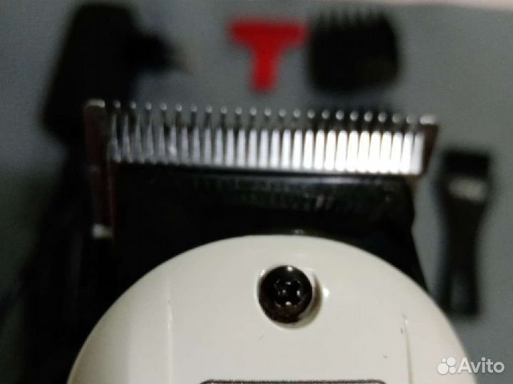 Машинка для стрижки волос профессиональная