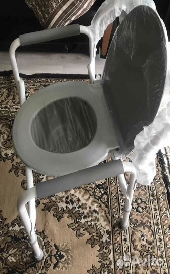 Стул с санитарным оснащ. (без колес) ortonica ту1