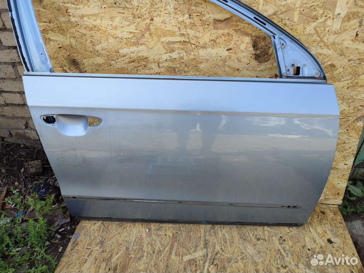 Правая дверь Vw Passat B6