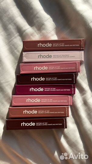 Блеск для губ rhode