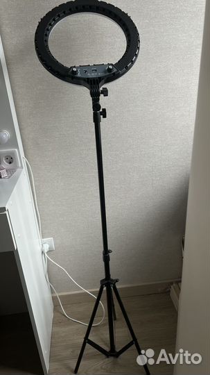 Кольцевая лампа 36 см