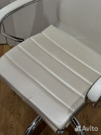 Компьютерное кресло