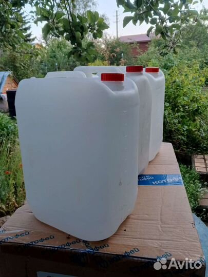 Канистры пластиковые, 10л