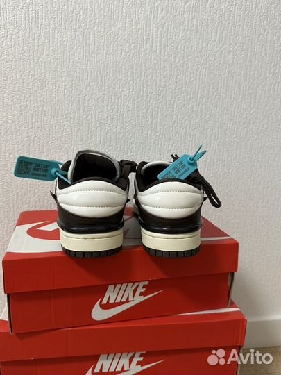 Кроссовки Nike Dunk twist