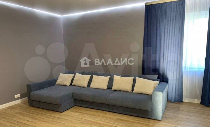 Дом 240 м² на участке 12,2 сот.