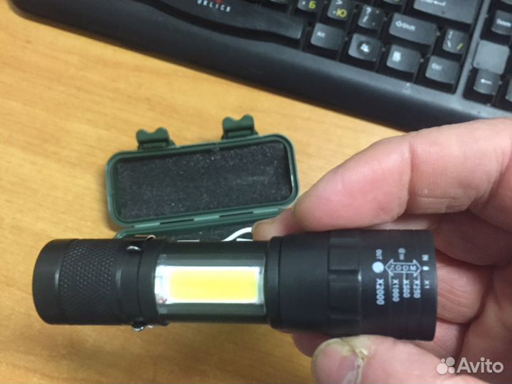 Фонарик дальнебойный перезаряжаемый с аккум