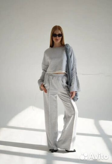 Новый спортивный костюм с завязками