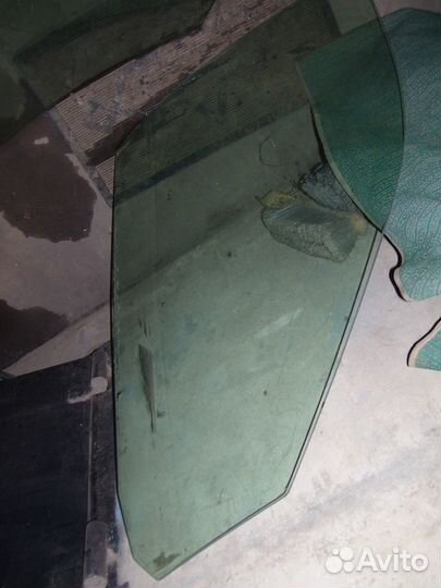Шкода октавия стекло