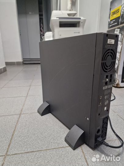APC Smart-UPS SC1500
