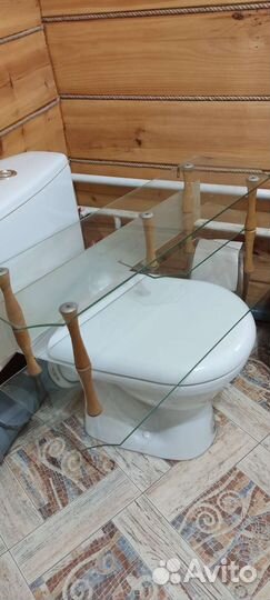 Полка стеклянная для ванной