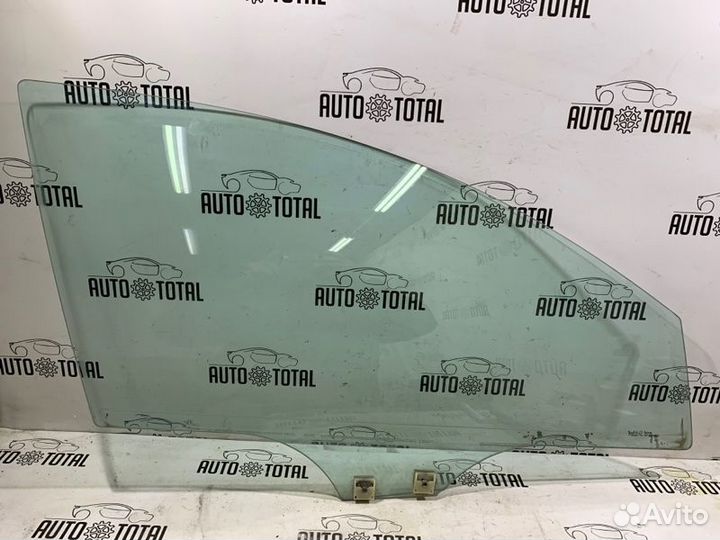 Стекло двери переднее правое Mazda 6 GH LF 2011