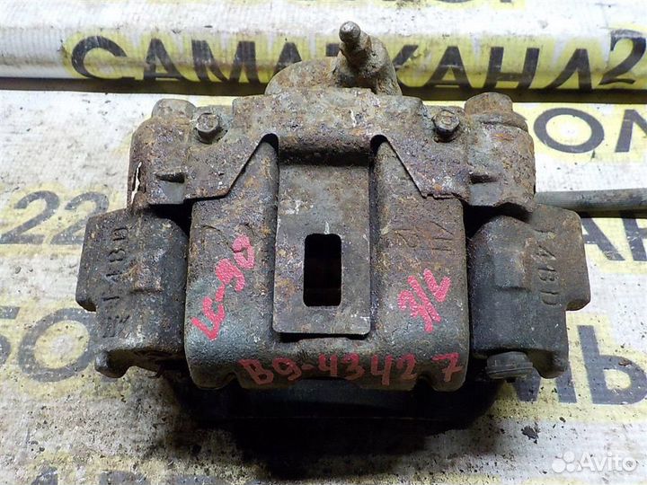 Суппорт задний левый Toyota Land Cruiser Prado 90