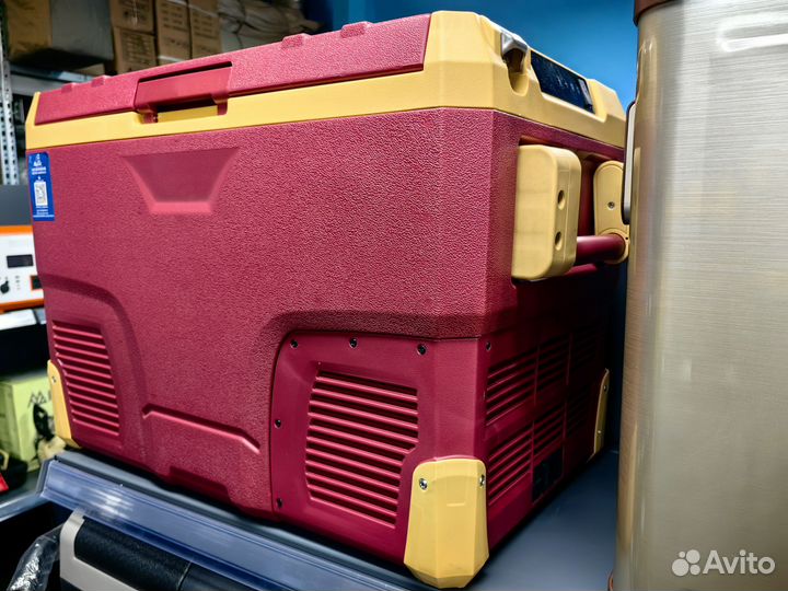 Автомобильный холодильник Alpicool IR42.12/24/220В