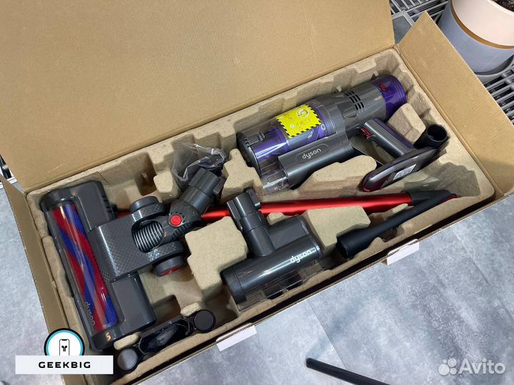 Пылесос Dyson V11s Digital Slim Fluffy (новый)