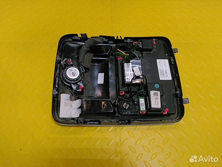 Плафон салонный Range Rover Sport II