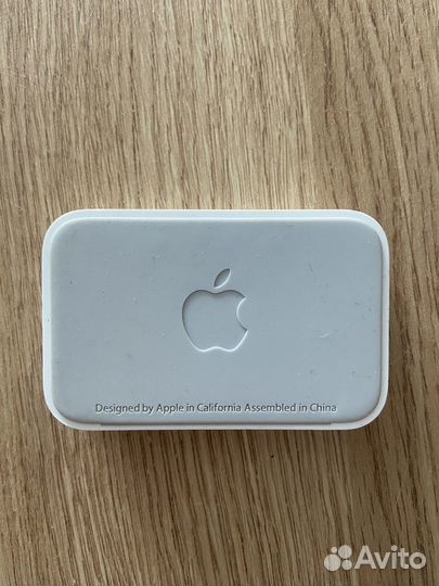 Зарядная док станция apple для iPod iPhone 4