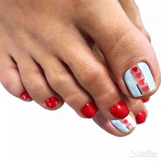 Маникюр с покрытием гель-лаком