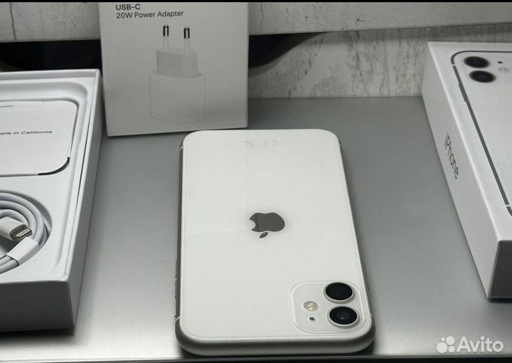 iPhone 11, 128 ГБ