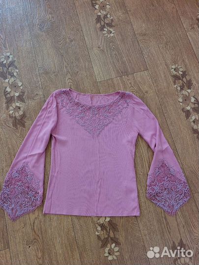 Блузка женская 44 - 46 б/у