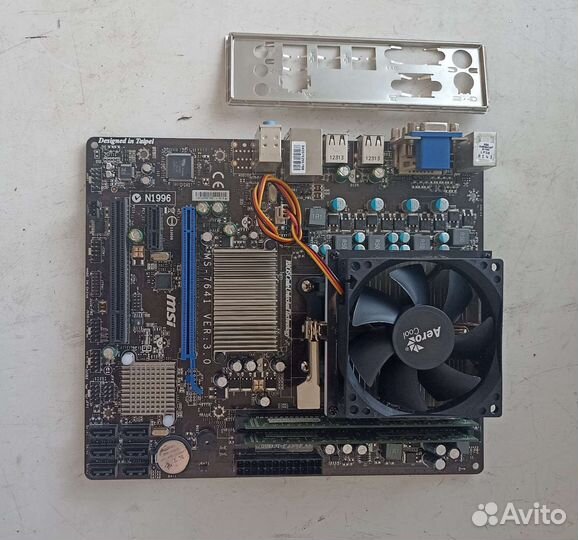 Материнская плата с процессором