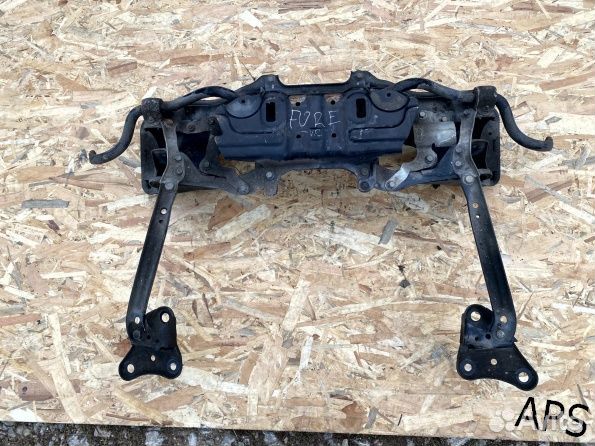 Подрамник передний Субару Форестер SJ 4 поколение