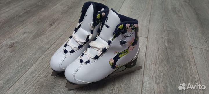 Коньки фигурные