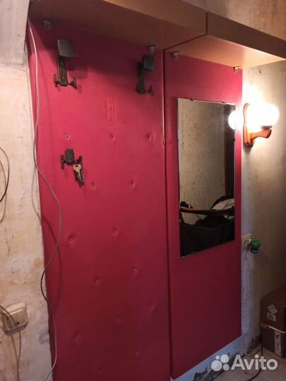 Вешалка в прихожую