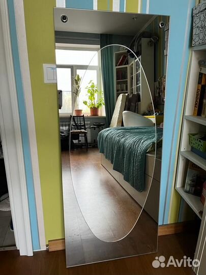 Зеркало настенное