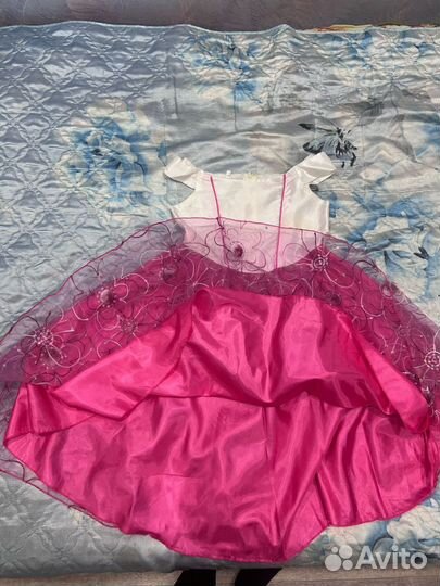 Нарядное платье для девочки