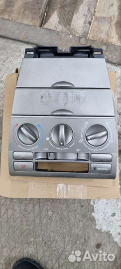 Запчасти на авто Toyota Carolla e120