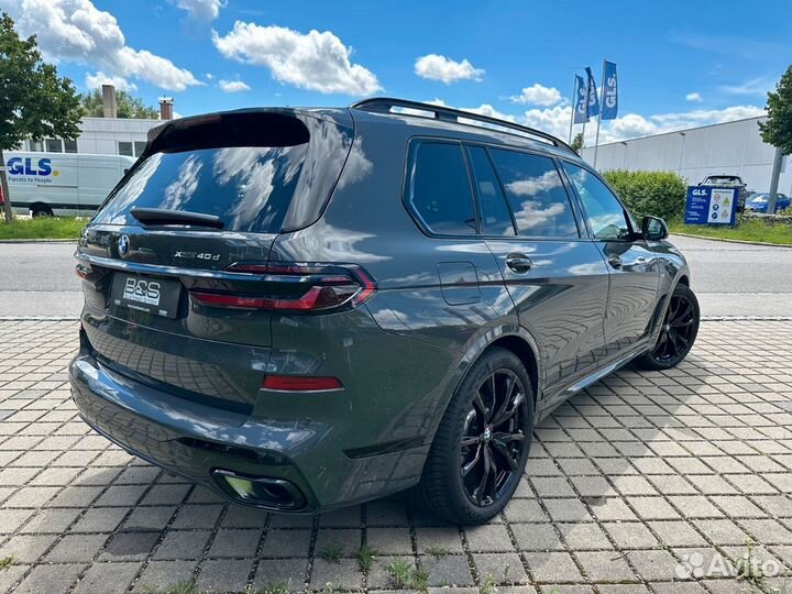 BMW X7 3.0 AT, 2024, 5 300 км