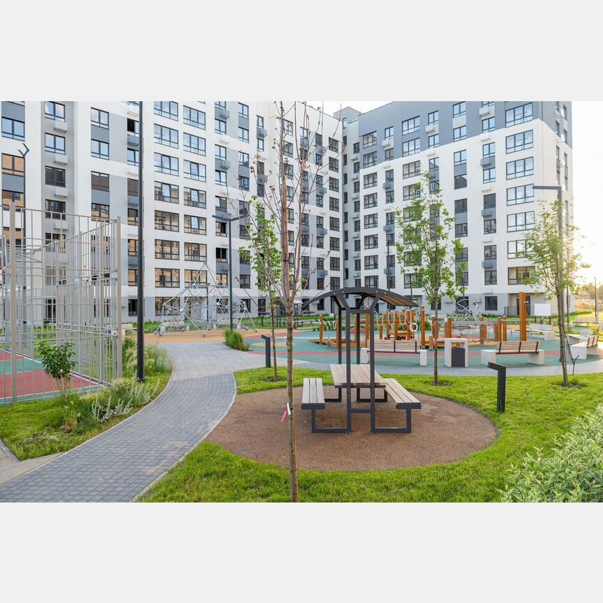 2-к. квартира, 65 м², 9/9 эт.