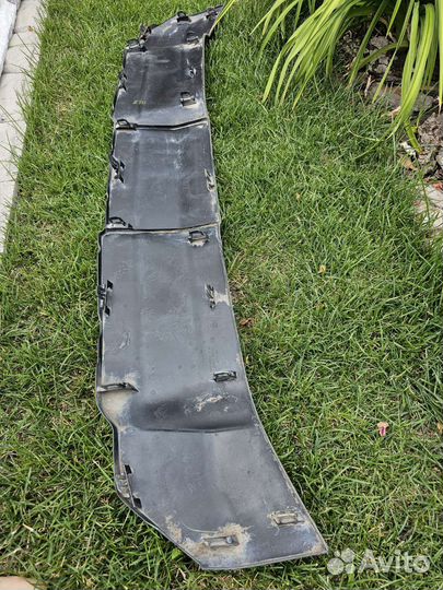 Накладка переднего бампера Лексус LX 570/450d