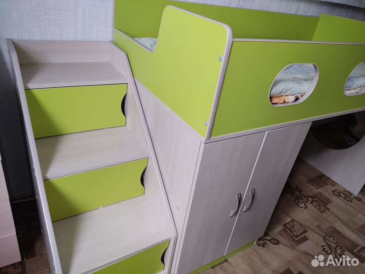 Кровать чердак