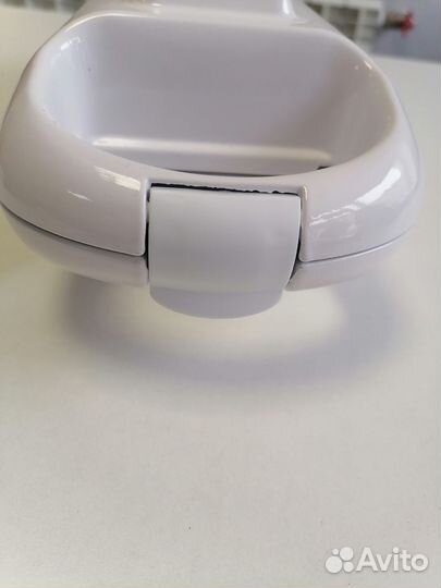 Вафельница KitFort KT-1643