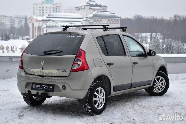 Renault Sandero 1.4 МТ, 2011, 196 196 км