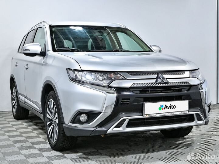Mitsubishi Outlander 2.0 CVT, 2019, 127 517 км