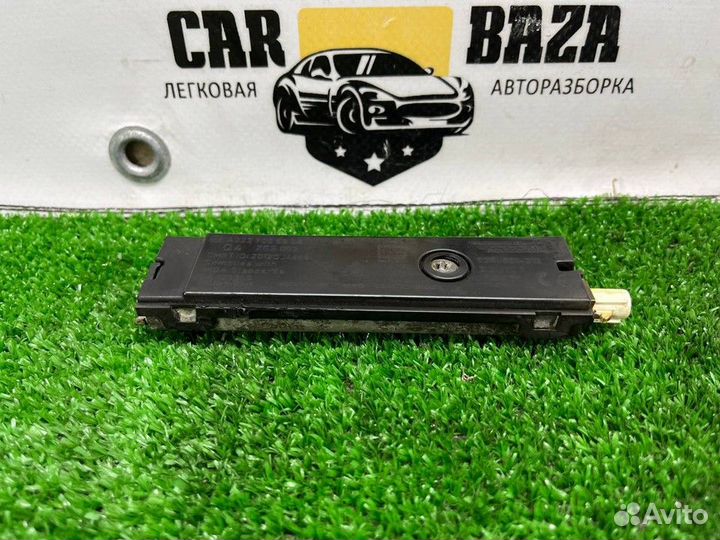 Усилитель антенны Mercedes-Benz C-class