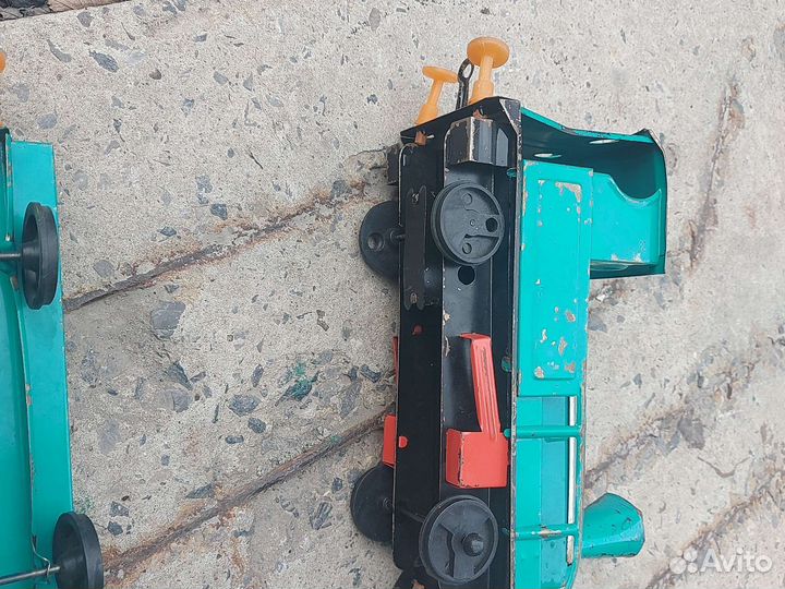 Паровозик с прицепом