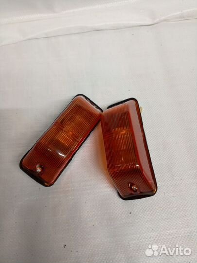 Поворотник в крыло Mercedes Sprinter