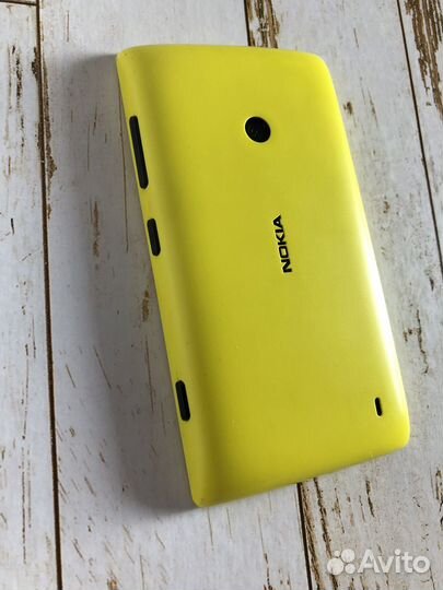 Телефон Nokia 520