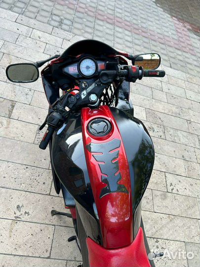 Yamaha R1 Аналог