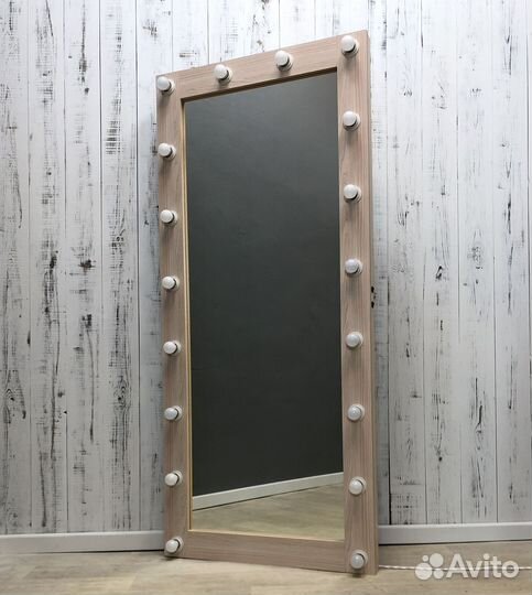 Зеркало с подсветкой