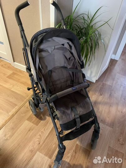 Прогулочная коляска Chicco lite way