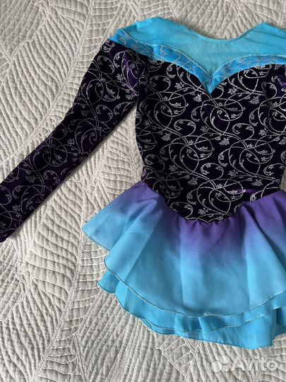 Костюм платье для фигурного катания выступлений